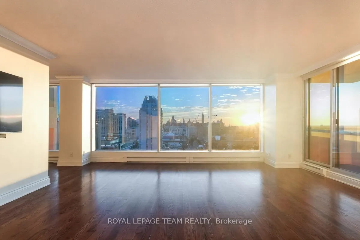 160 GEORGE Street, #1702