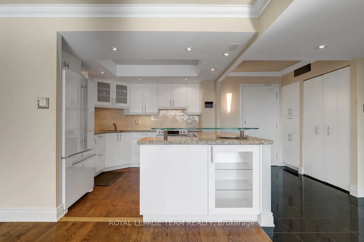 160 GEORGE Street, #1702