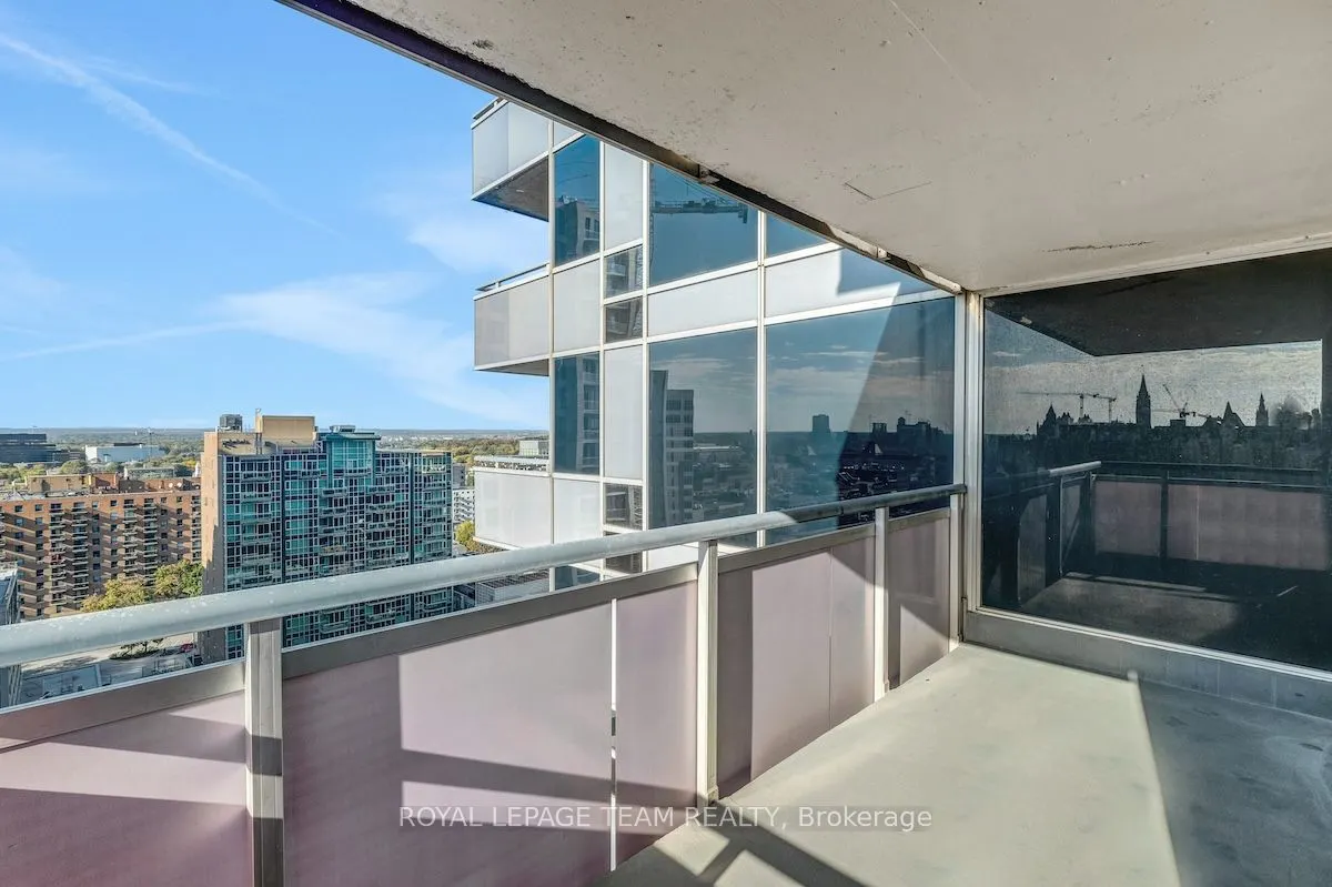 160 GEORGE Street, #1702