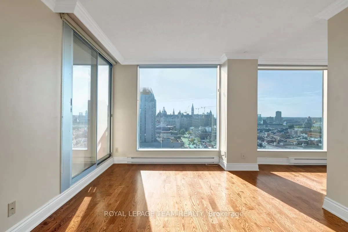 160 GEORGE Street, #1702