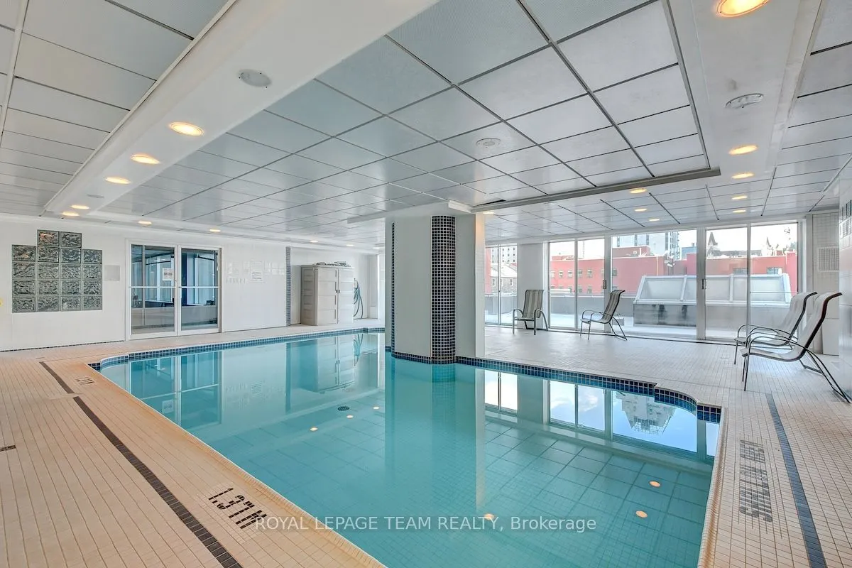 160 GEORGE Street, #1702