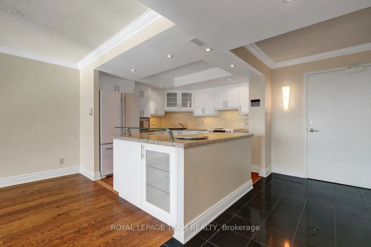 160 GEORGE Street, #1702