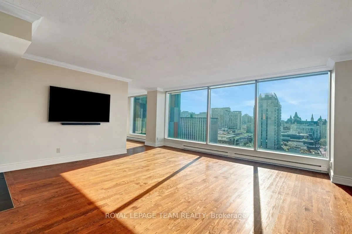 160 GEORGE Street, #1702