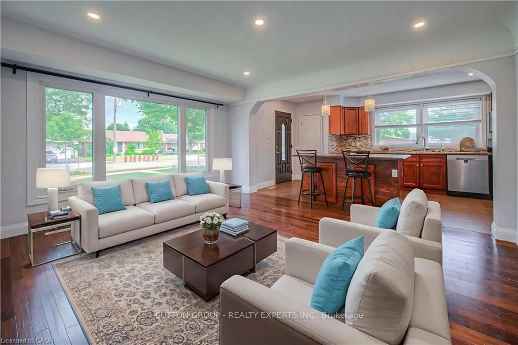 169 Bruce Street, #Upper