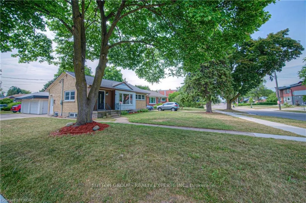 169 Bruce Street, #Upper