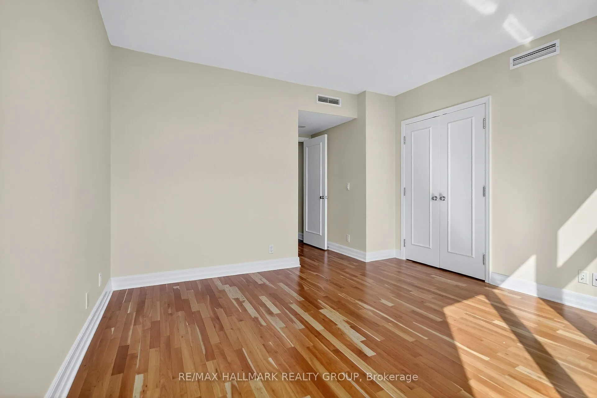 3590 Rivergate Way, #1707