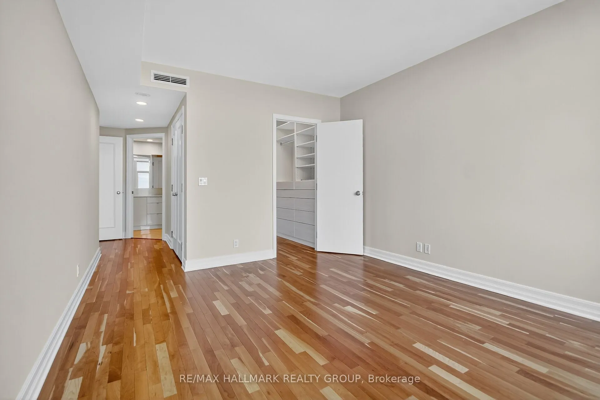 3590 Rivergate Way, #1707