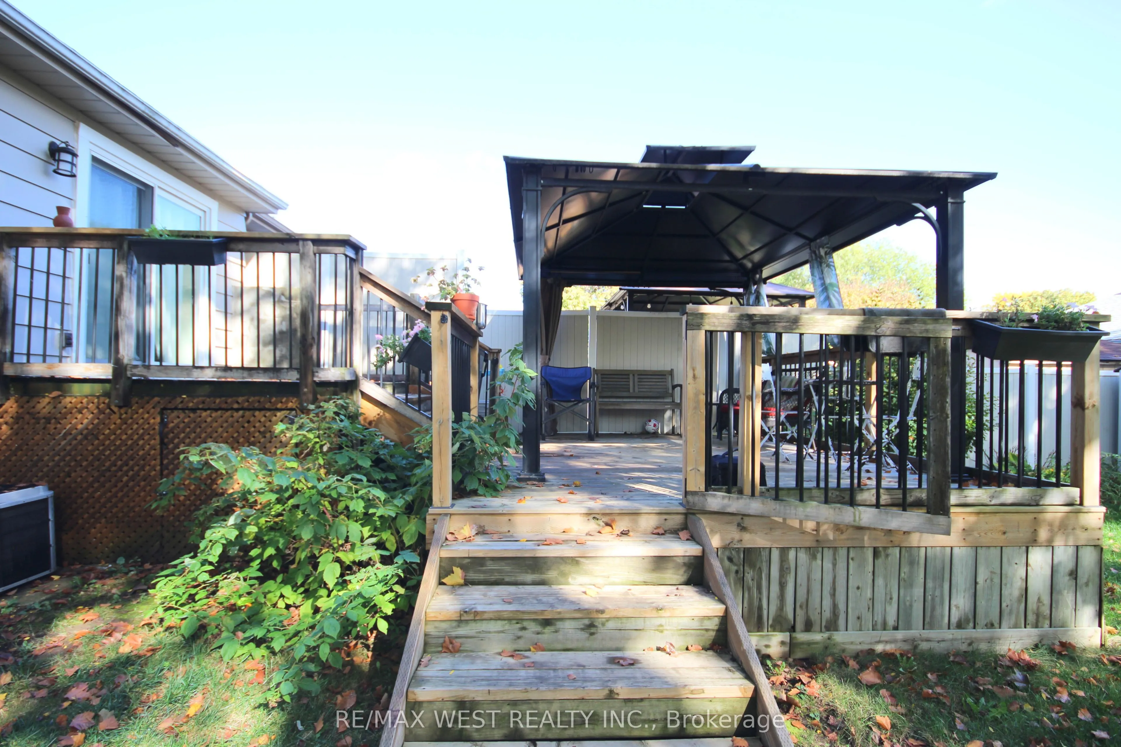 4244 York Drive