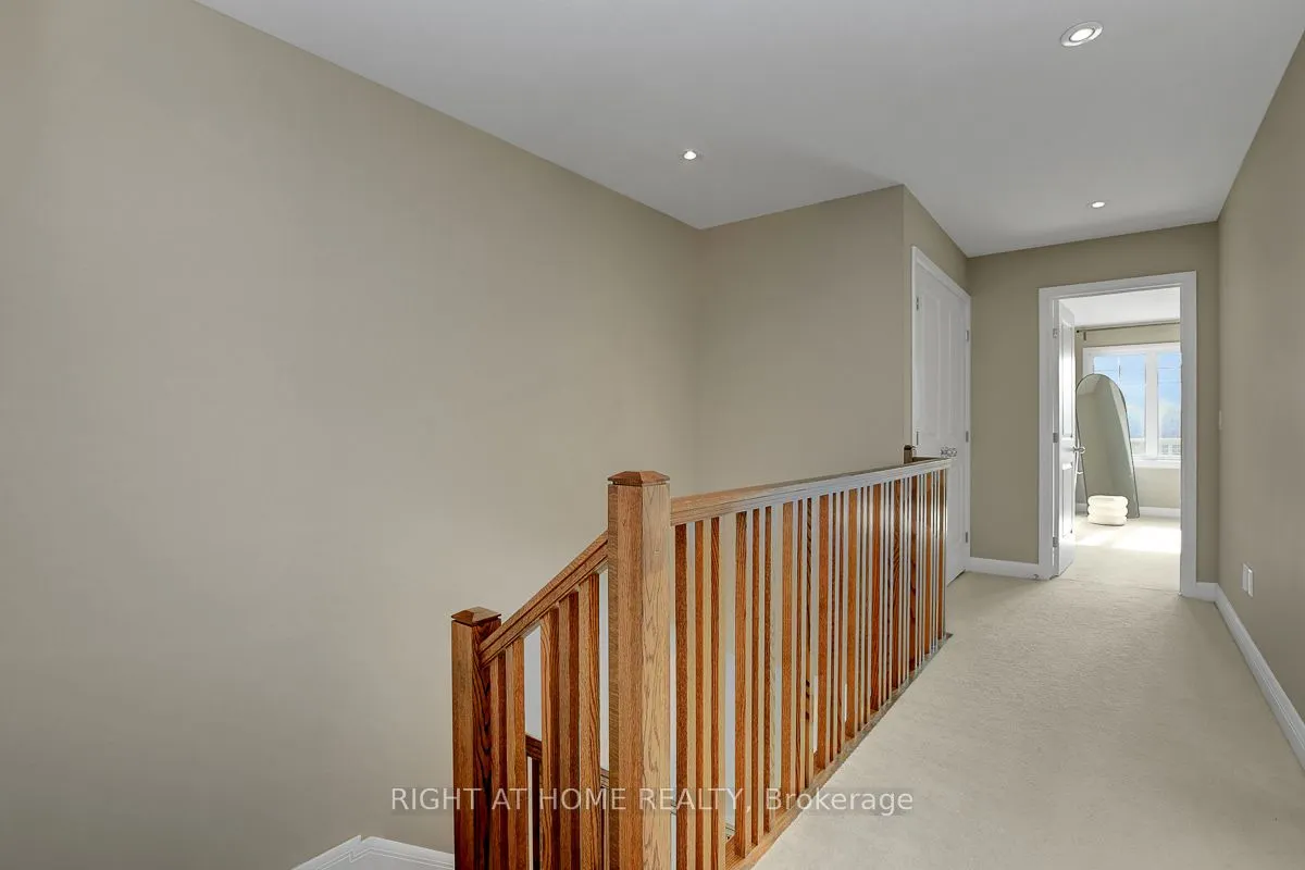 52 Arkose Street