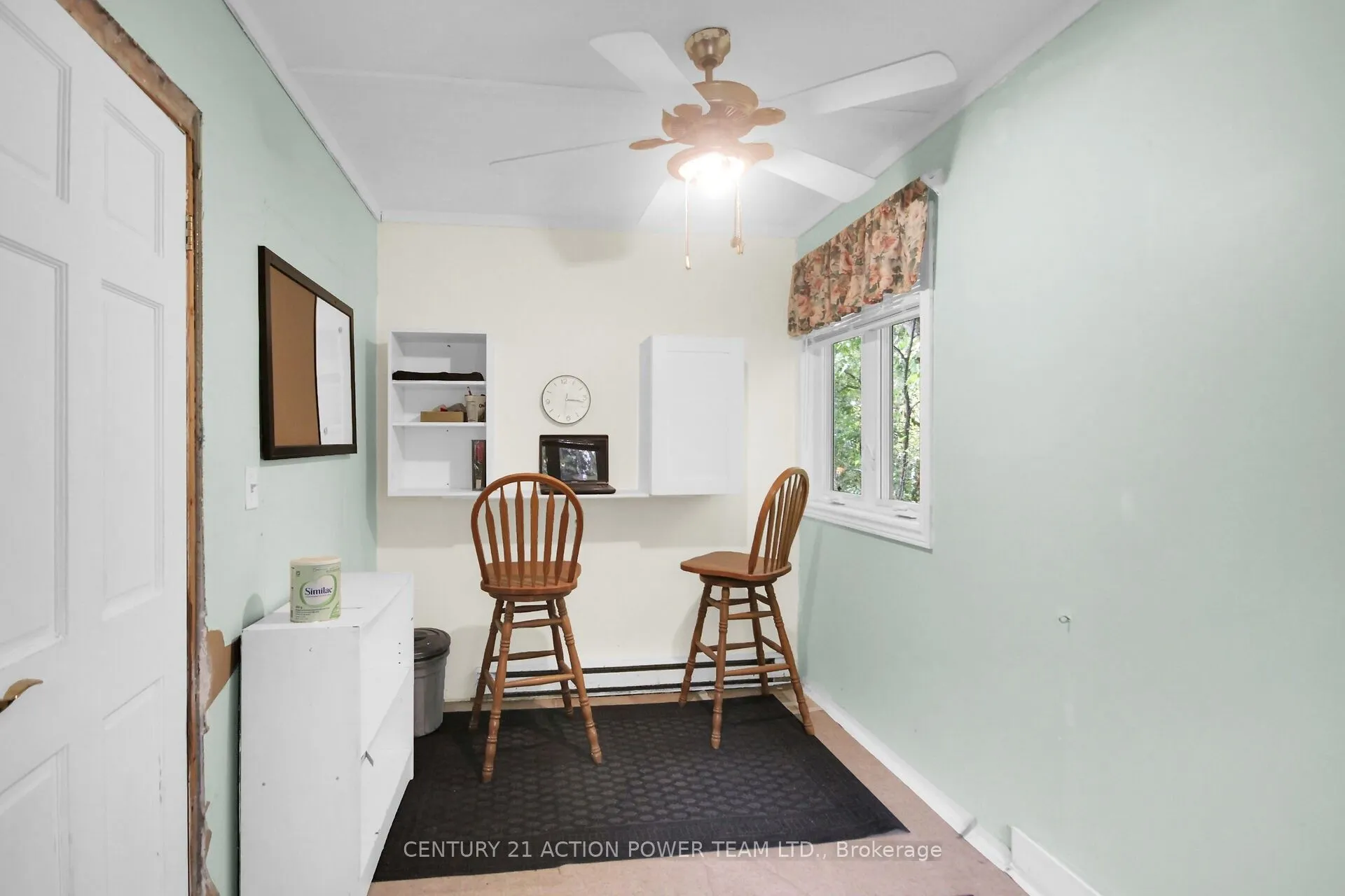 5658 Marlene Cr Crescent