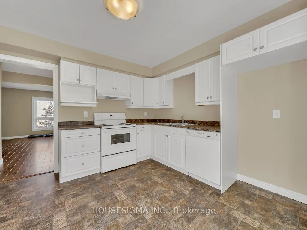 536 Third Street, #49