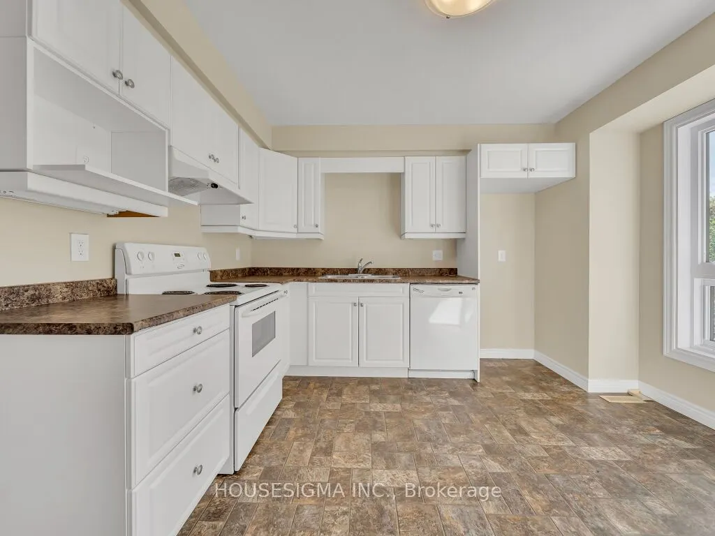 536 Third Street, #49