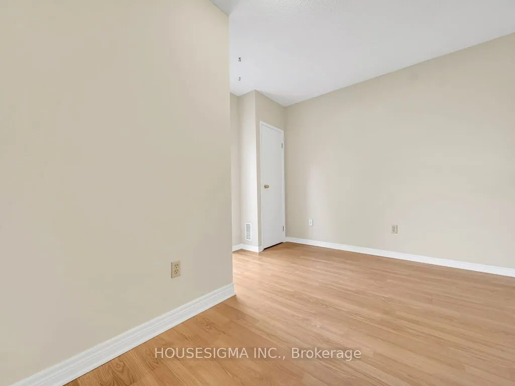 536 Third Street, #49