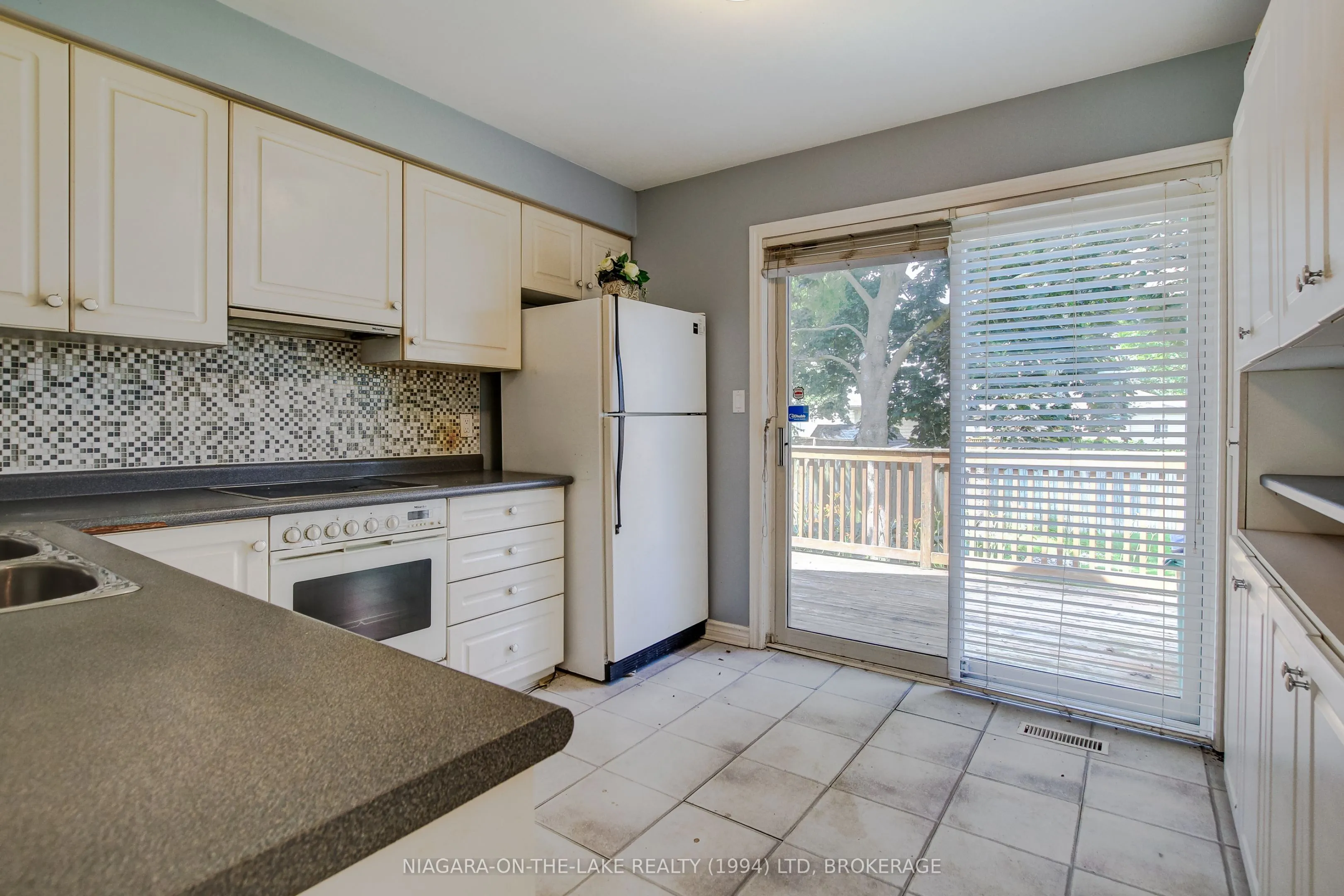 443 Nassau Street, #23