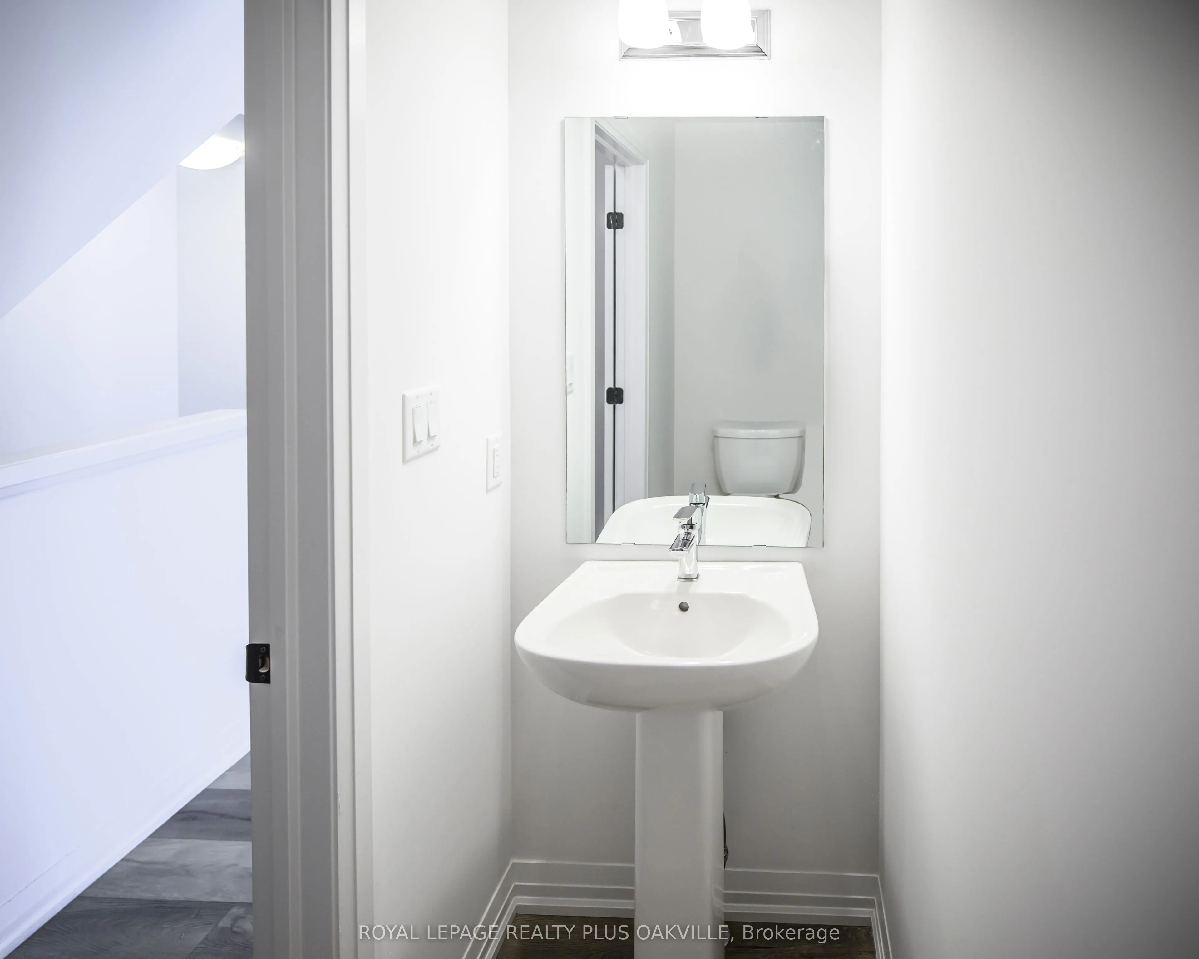 61 Soho Street, #116