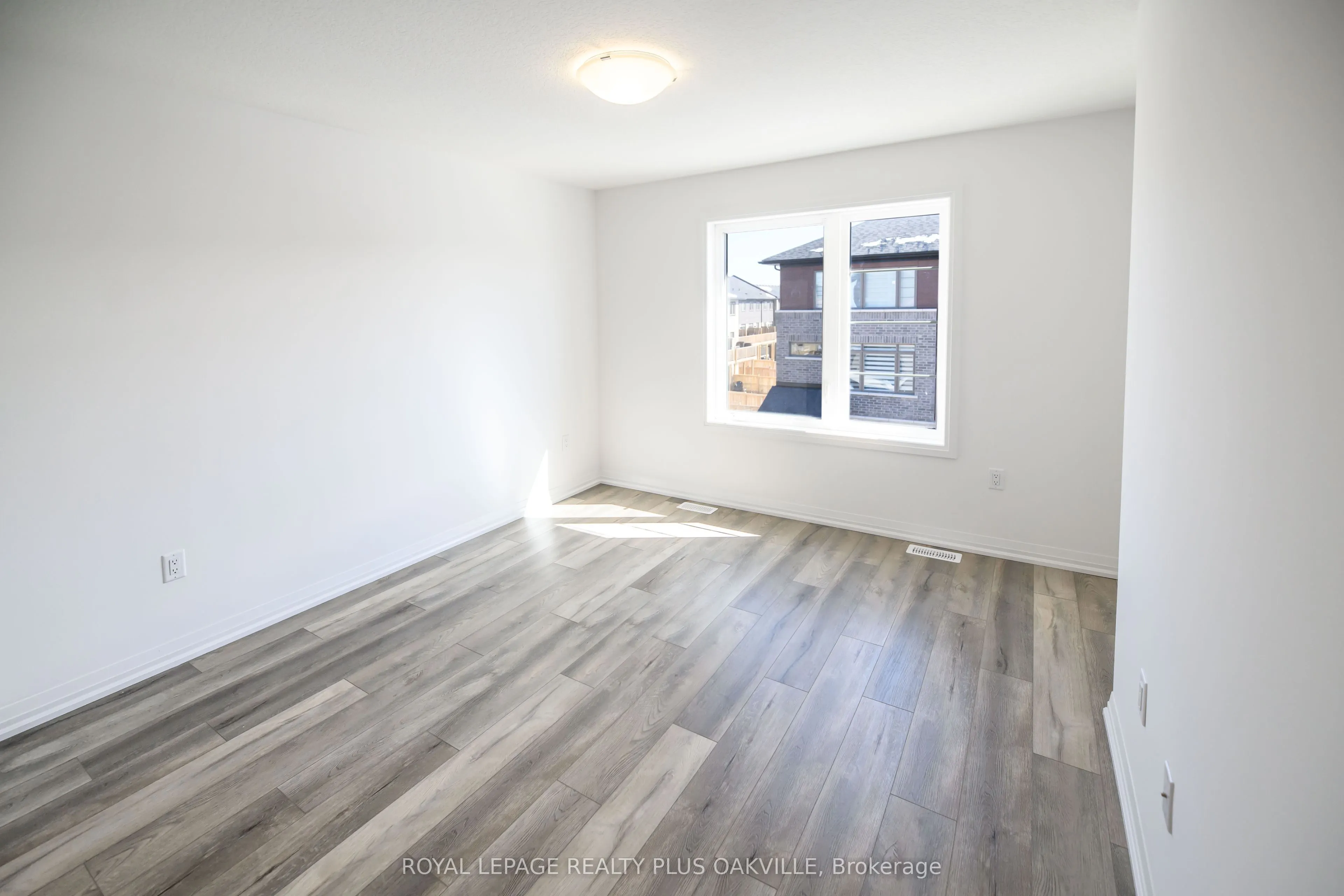 61 Soho Street, #116