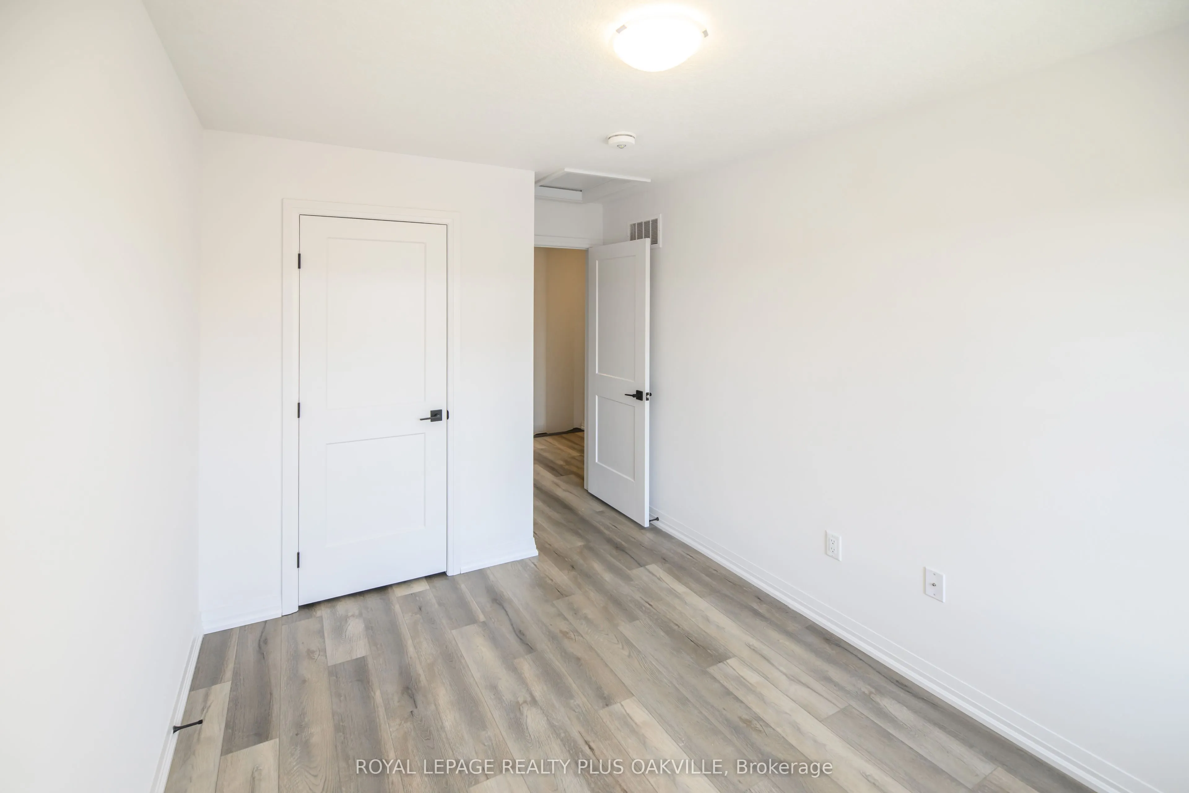 61 Soho Street, #116