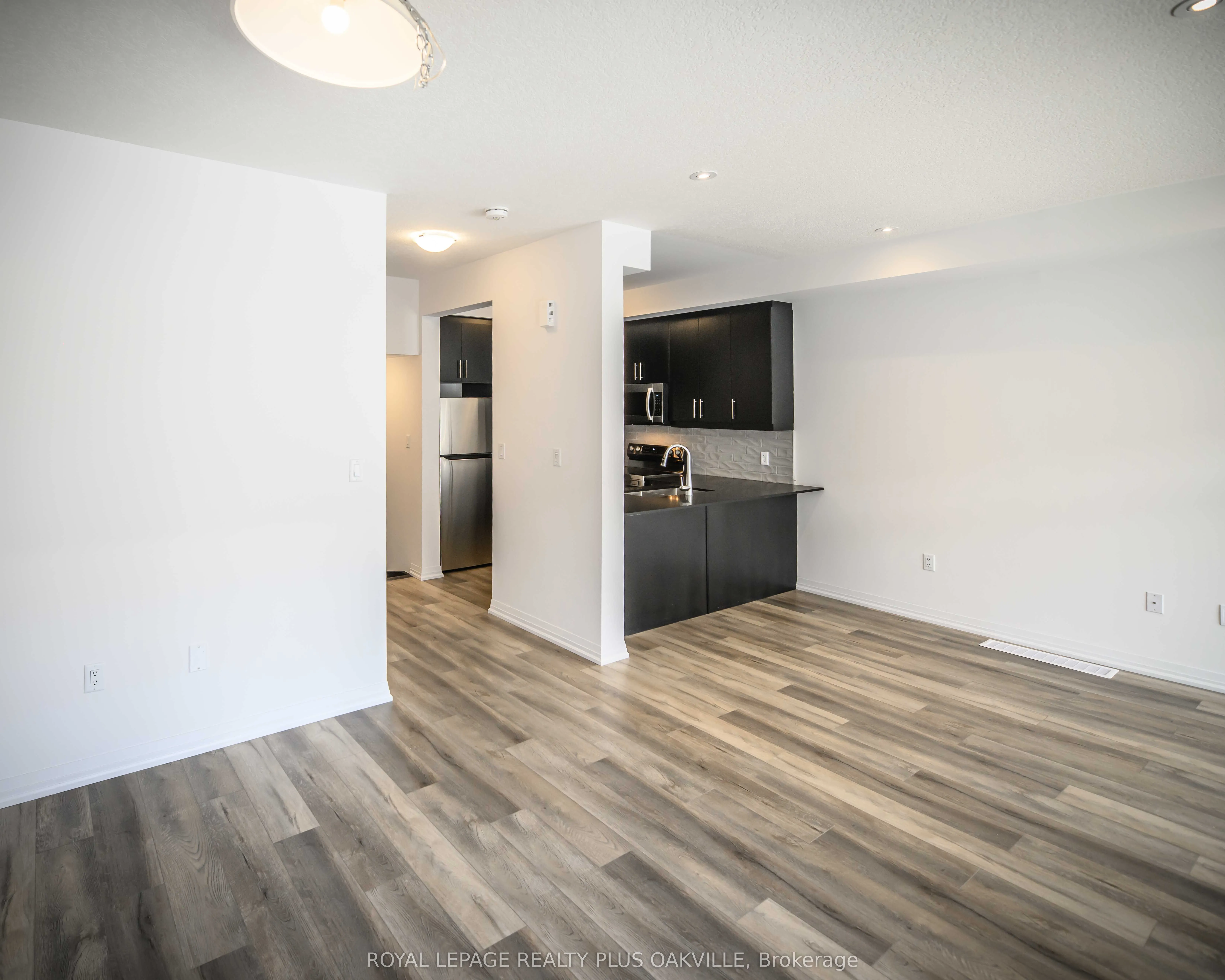 61 Soho Street, #116