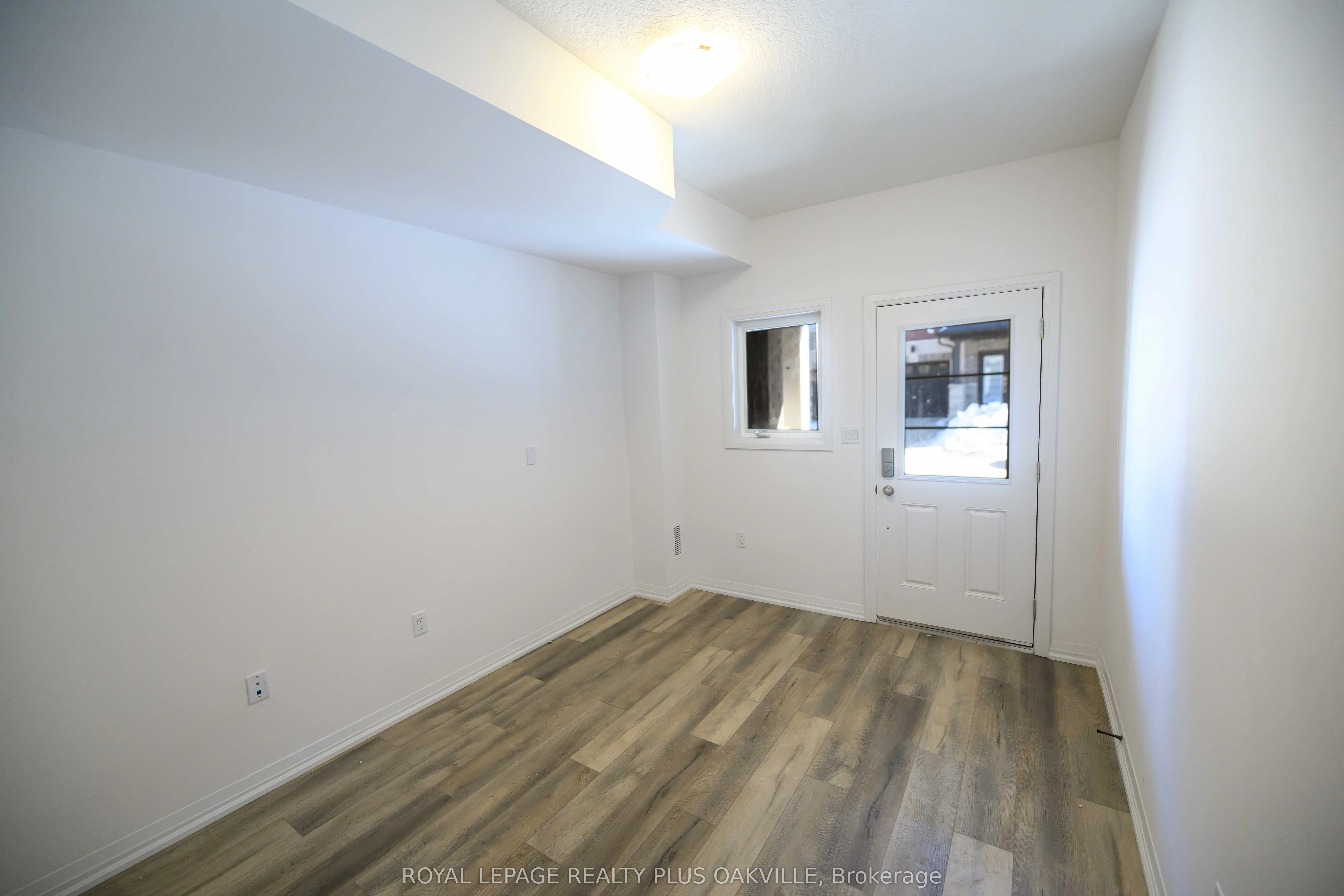 61 Soho Street, #116