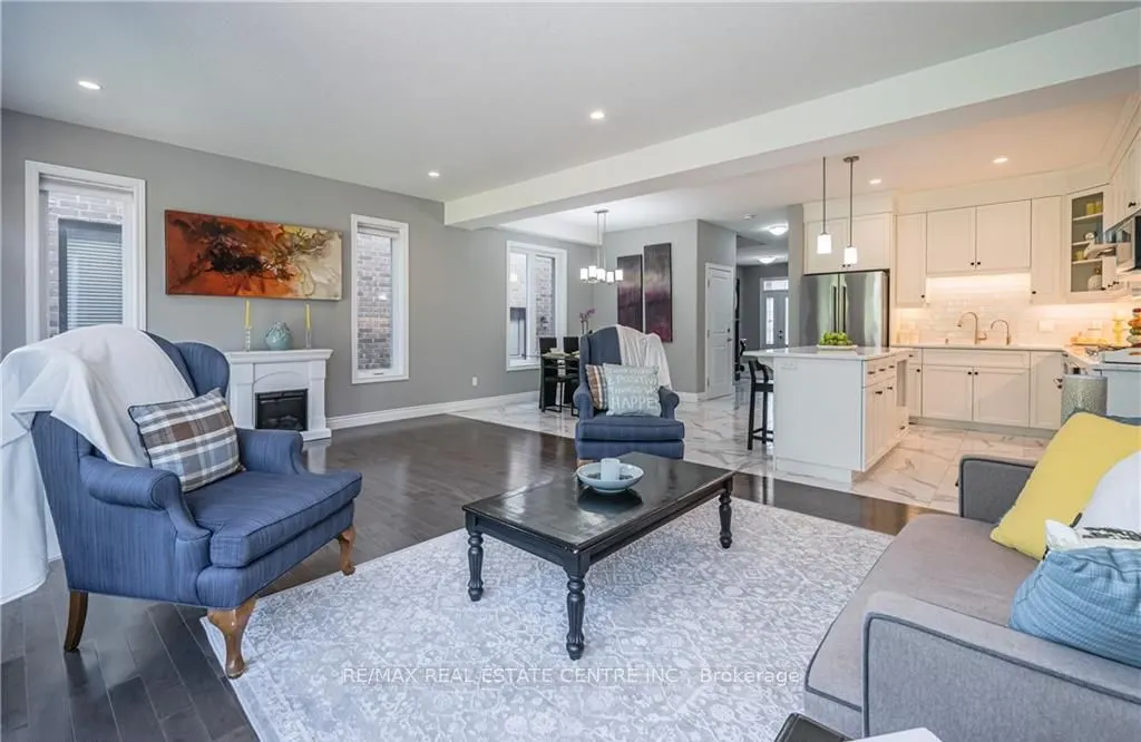 152 Dallan Drive, #Upper