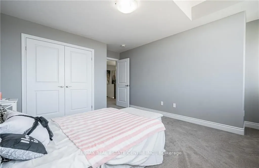 152 Dallan Drive, #Upper
