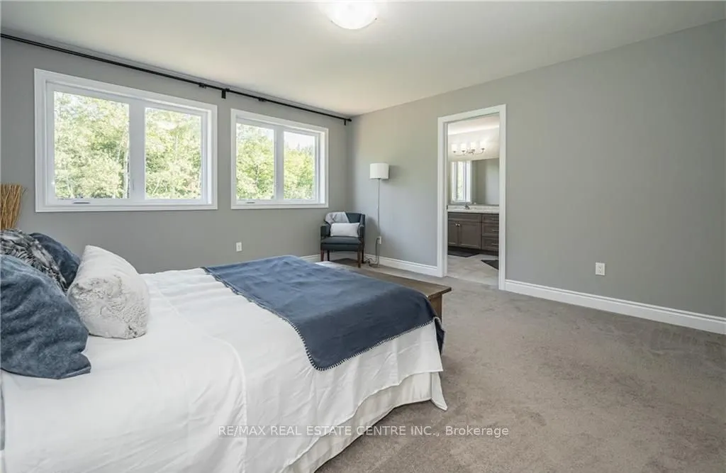 152 Dallan Drive, #Upper