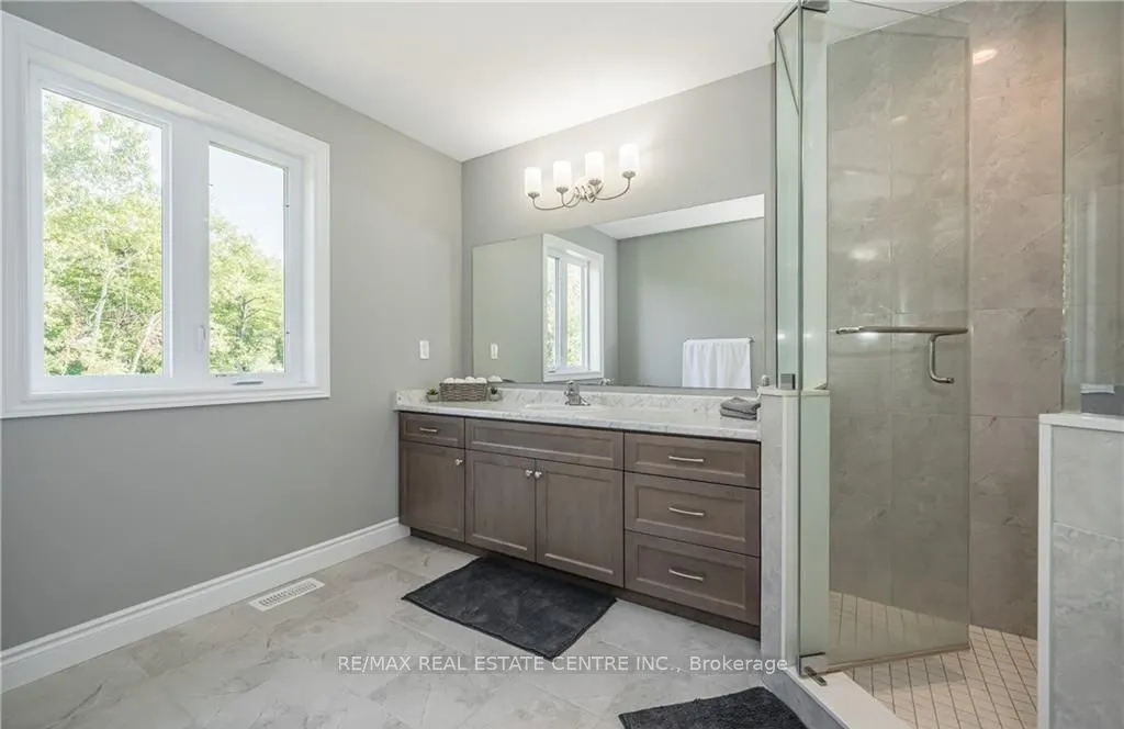 152 Dallan Drive, #Upper
