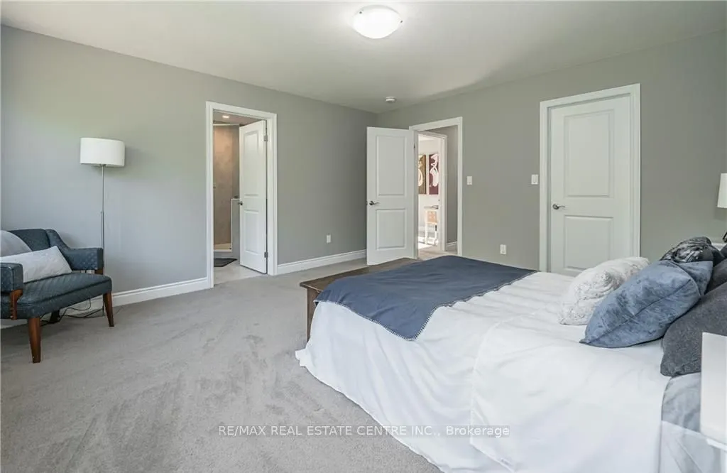 152 Dallan Drive, #Upper