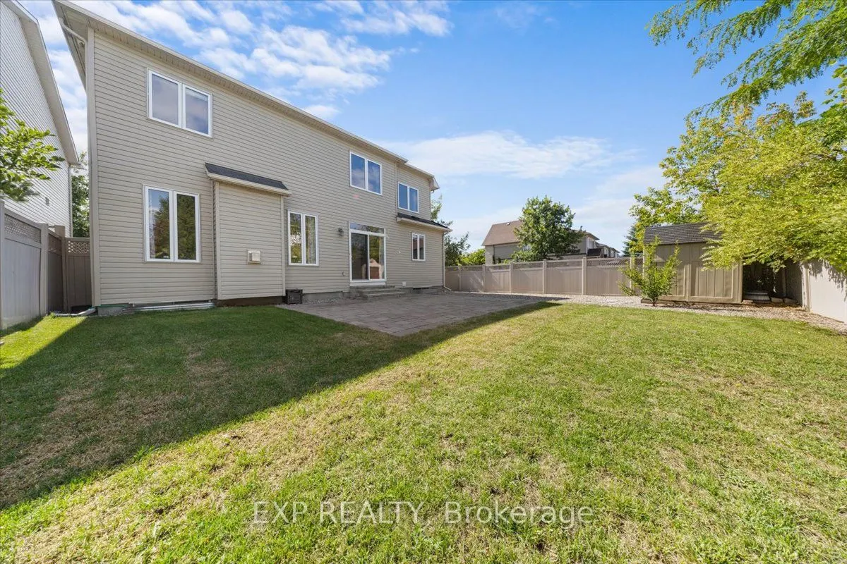 300 Grayburn Way