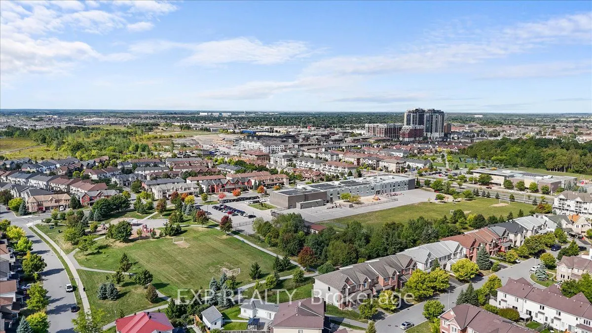 300 Grayburn Way
