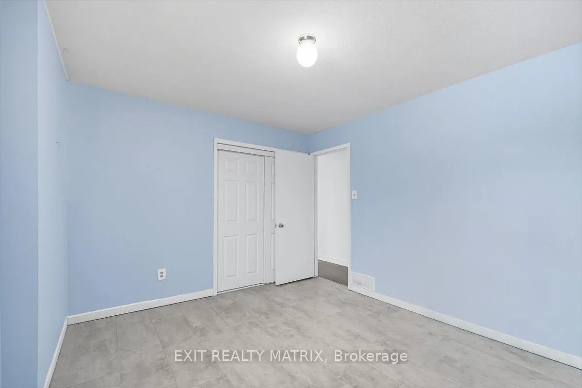 8089 LAURIE Lane S