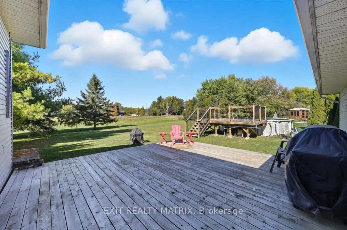 8089 LAURIE Lane S