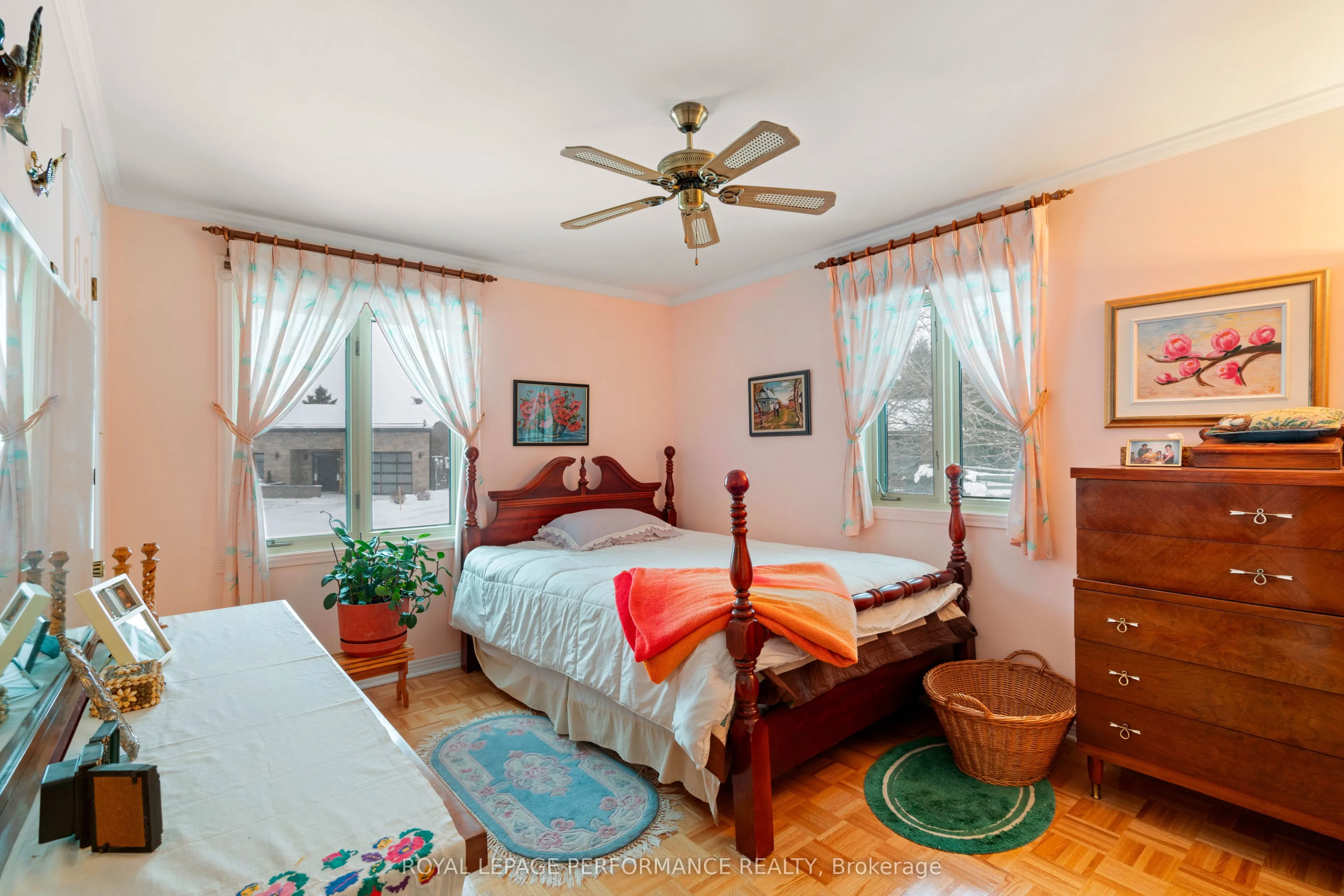 6275 Macrae Court