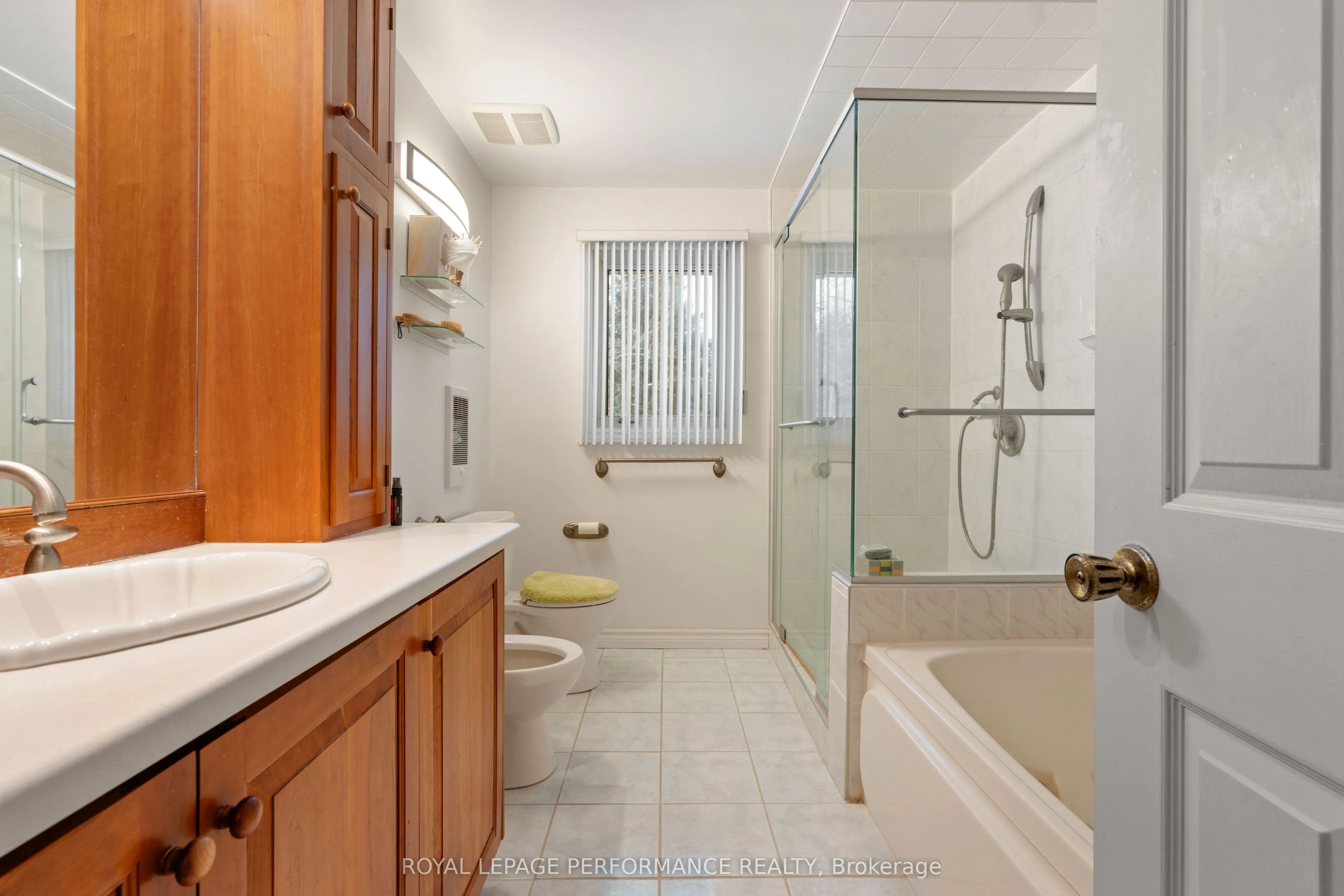 6275 Macrae Court