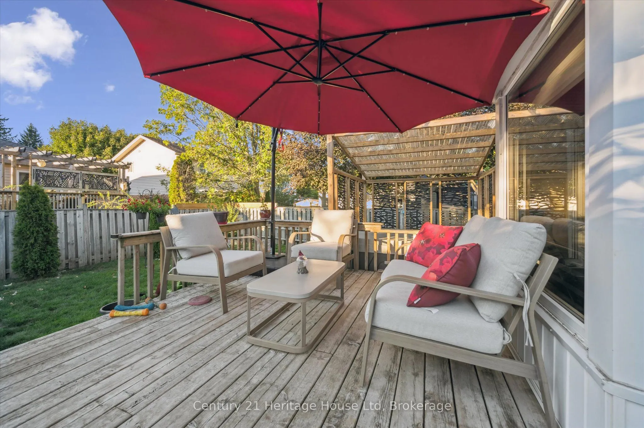 345 Stornoway Drive