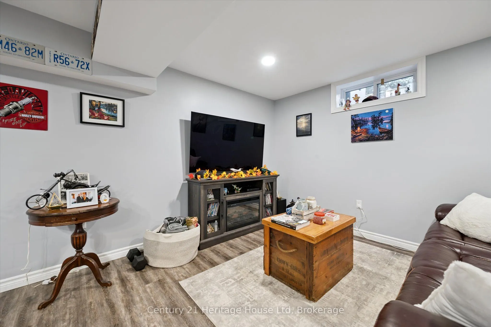 345 Stornoway Drive