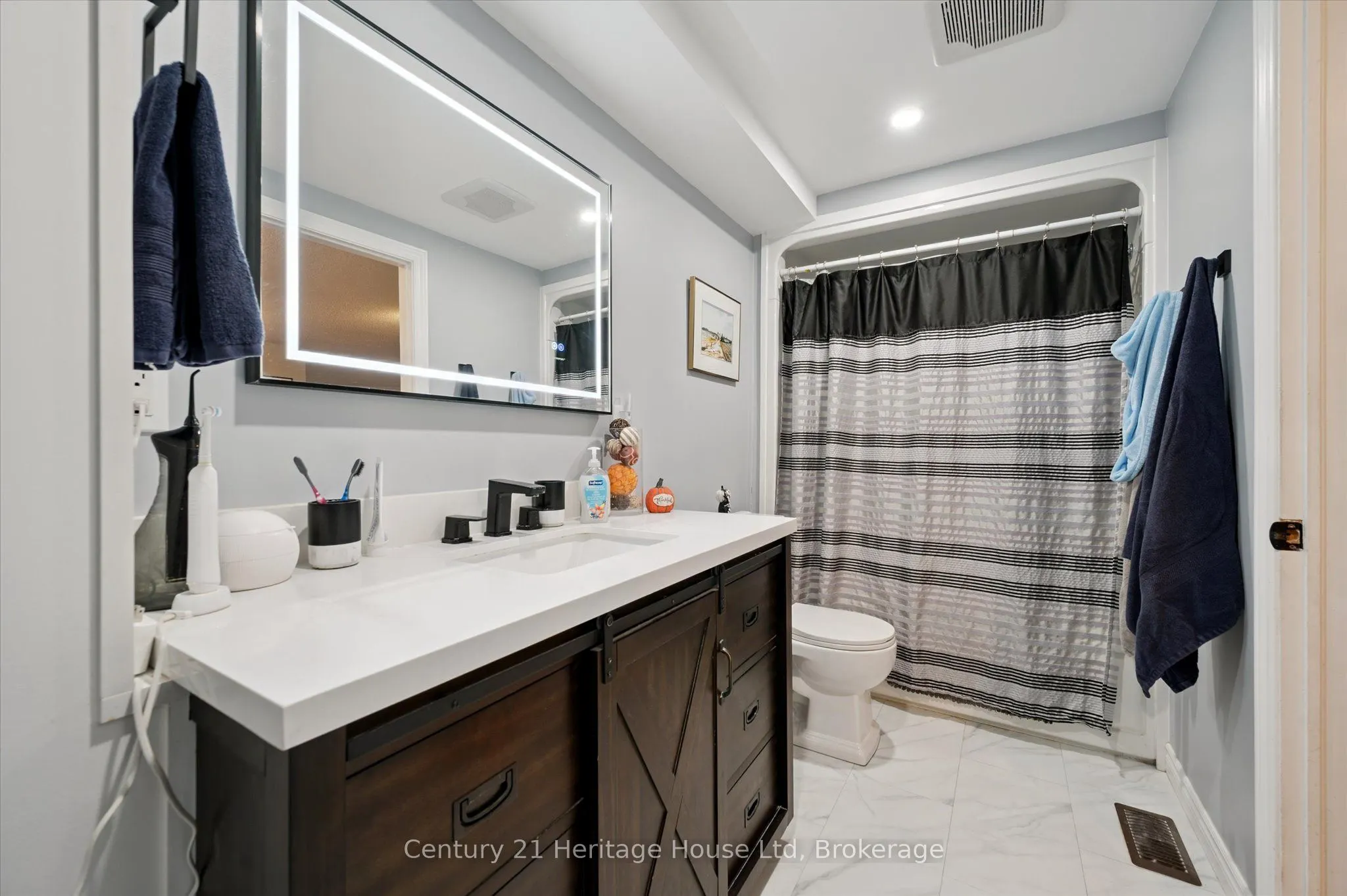 345 Stornoway Drive