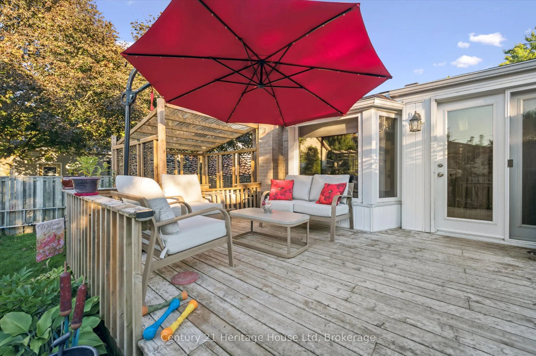 345 Stornoway Drive