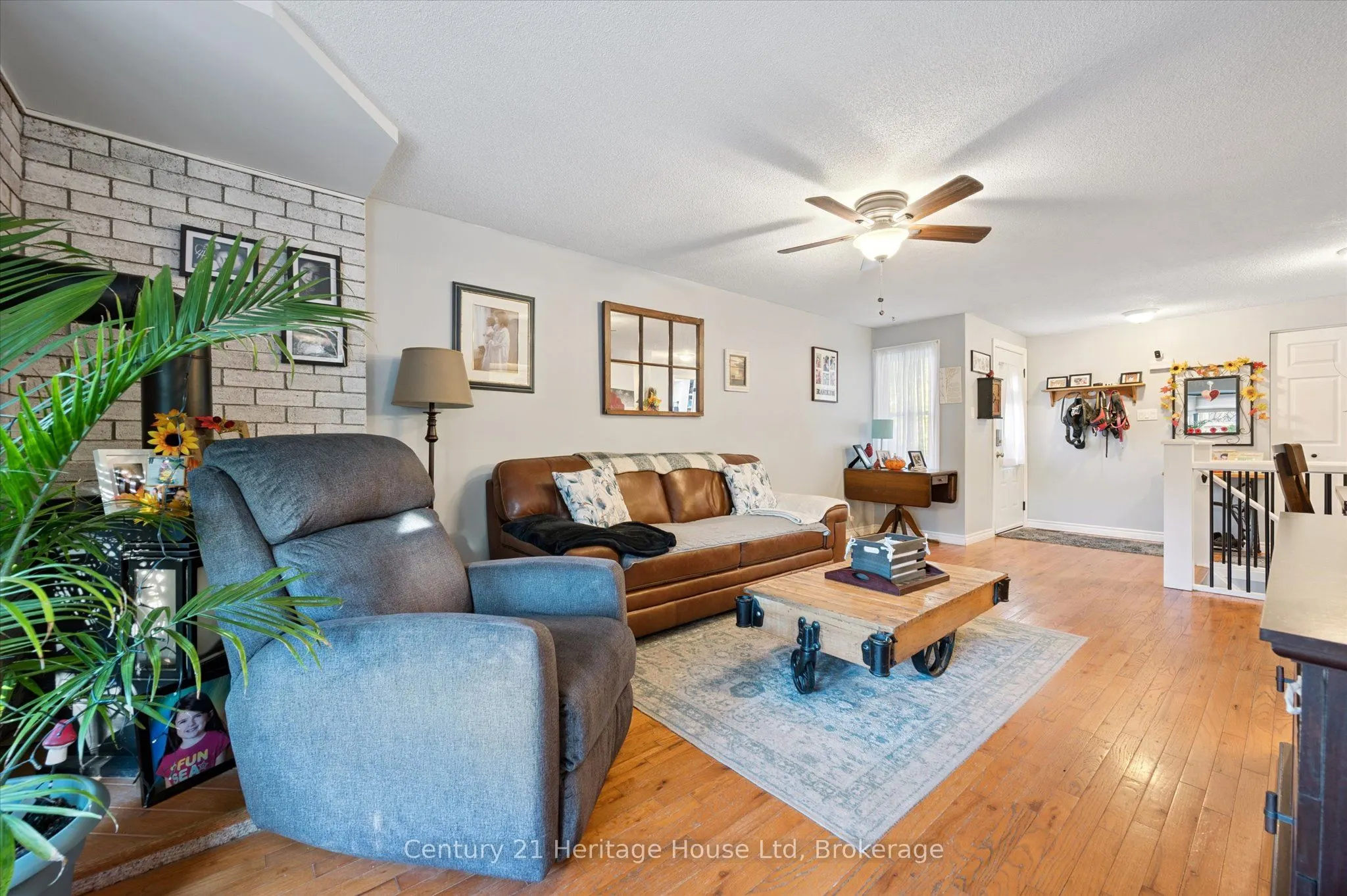 345 Stornoway Drive