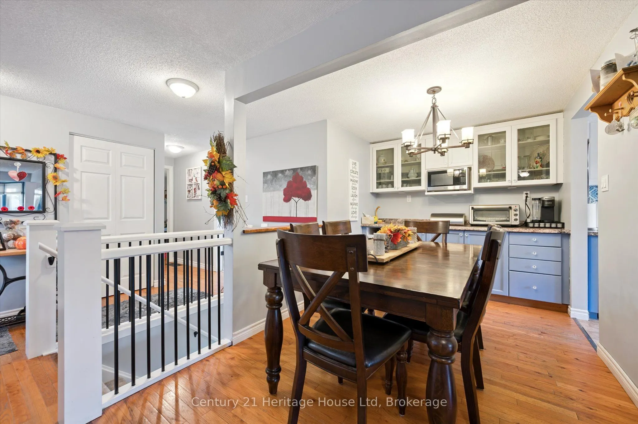 345 Stornoway Drive