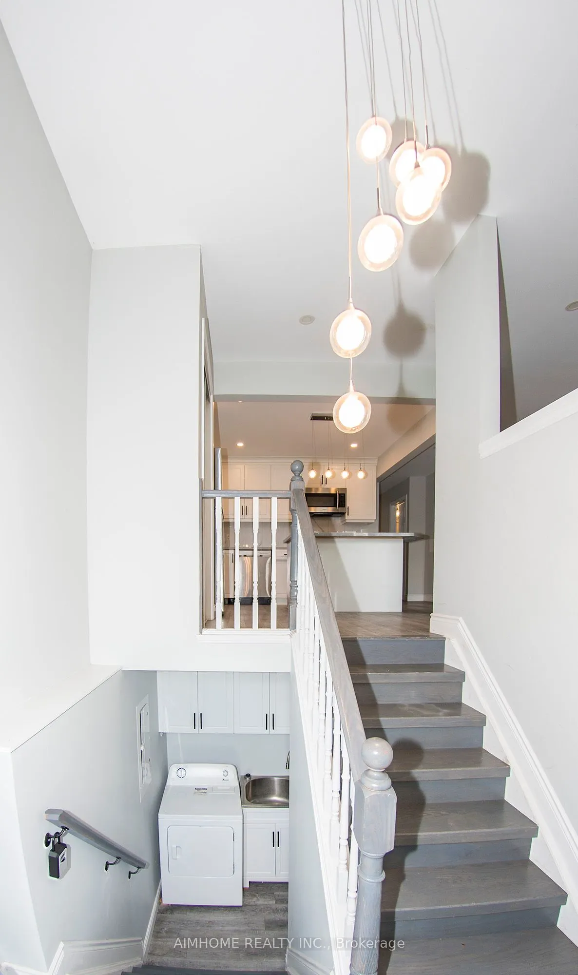 389 Churchill Court