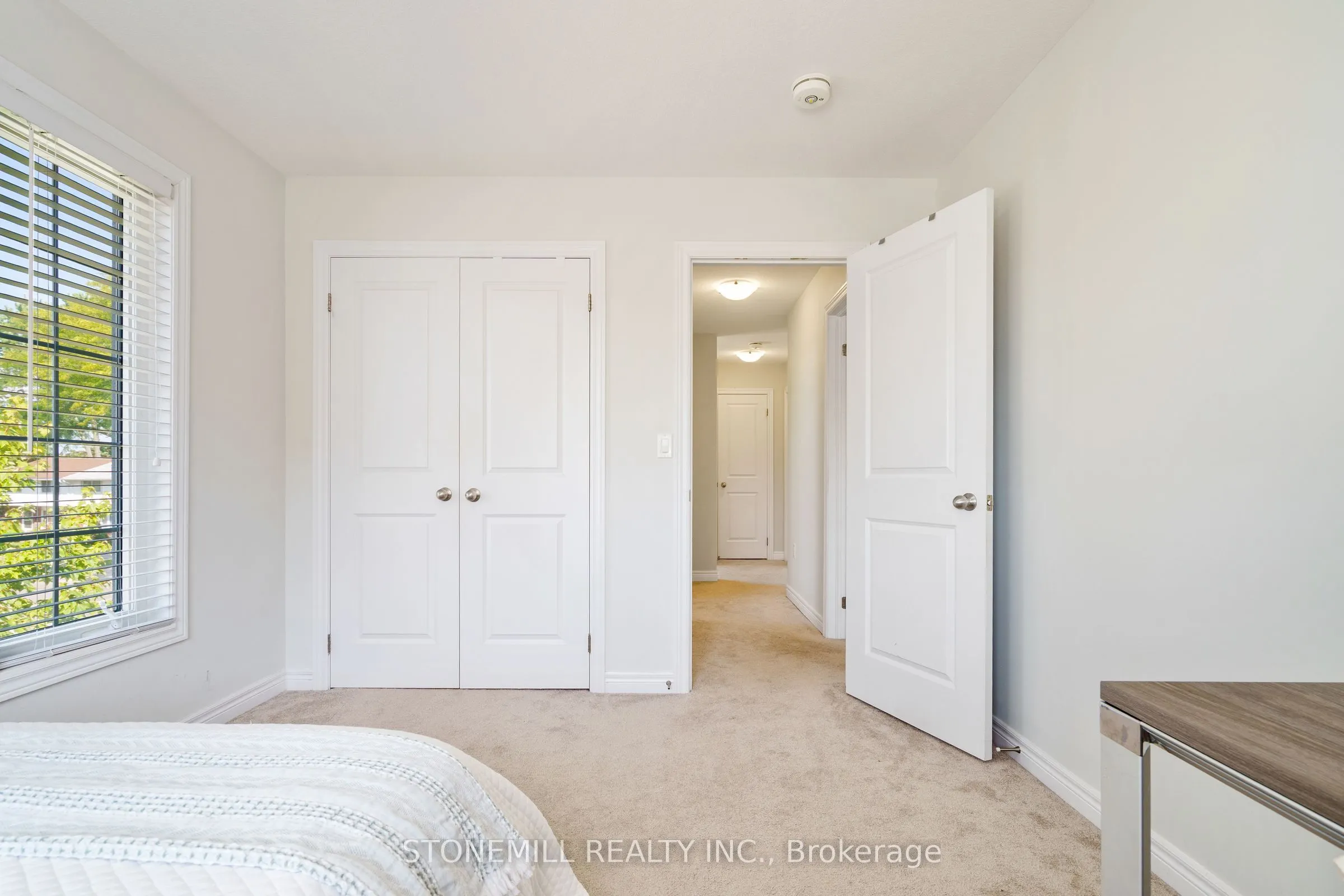 60 Bobolink Road