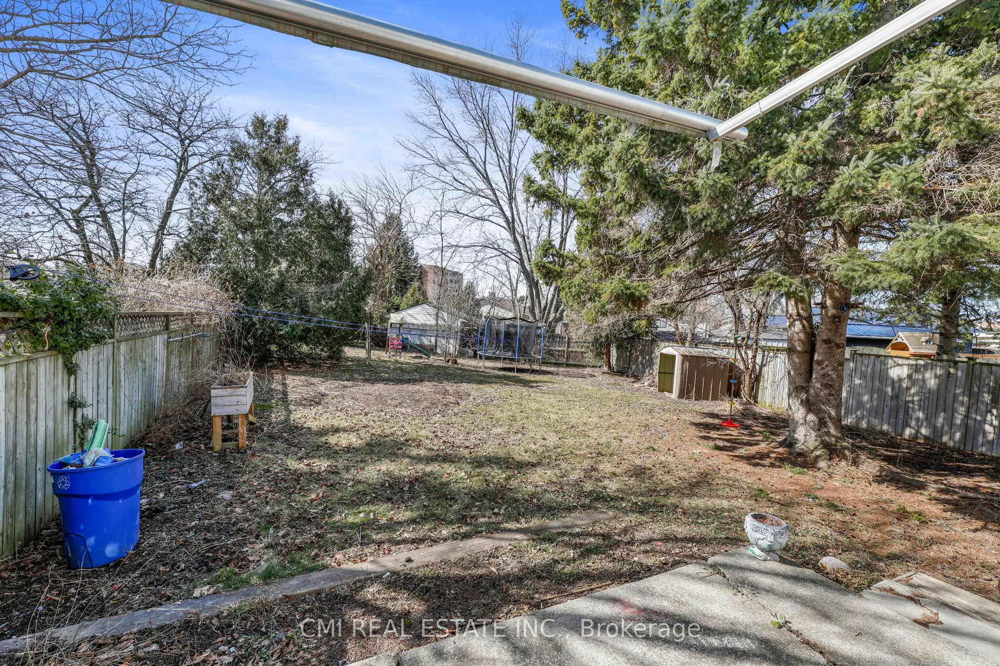 17 Maplestone Avenue