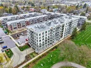 107 Roger Street, #516