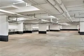 107 Roger Street, #516
