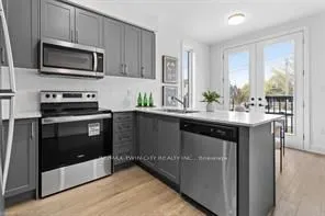 99 Roger Street, #53