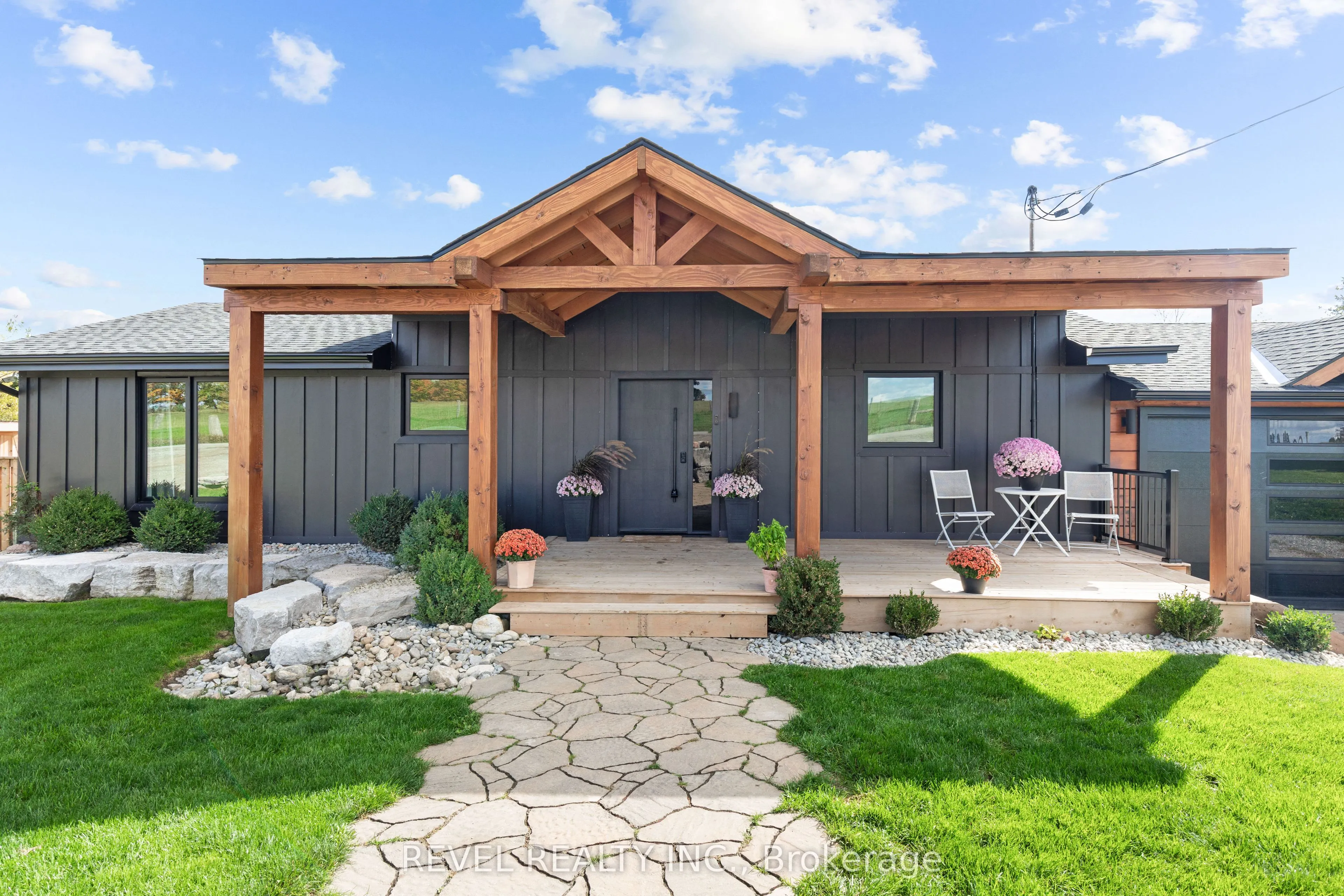 11 Marsh Creek Road