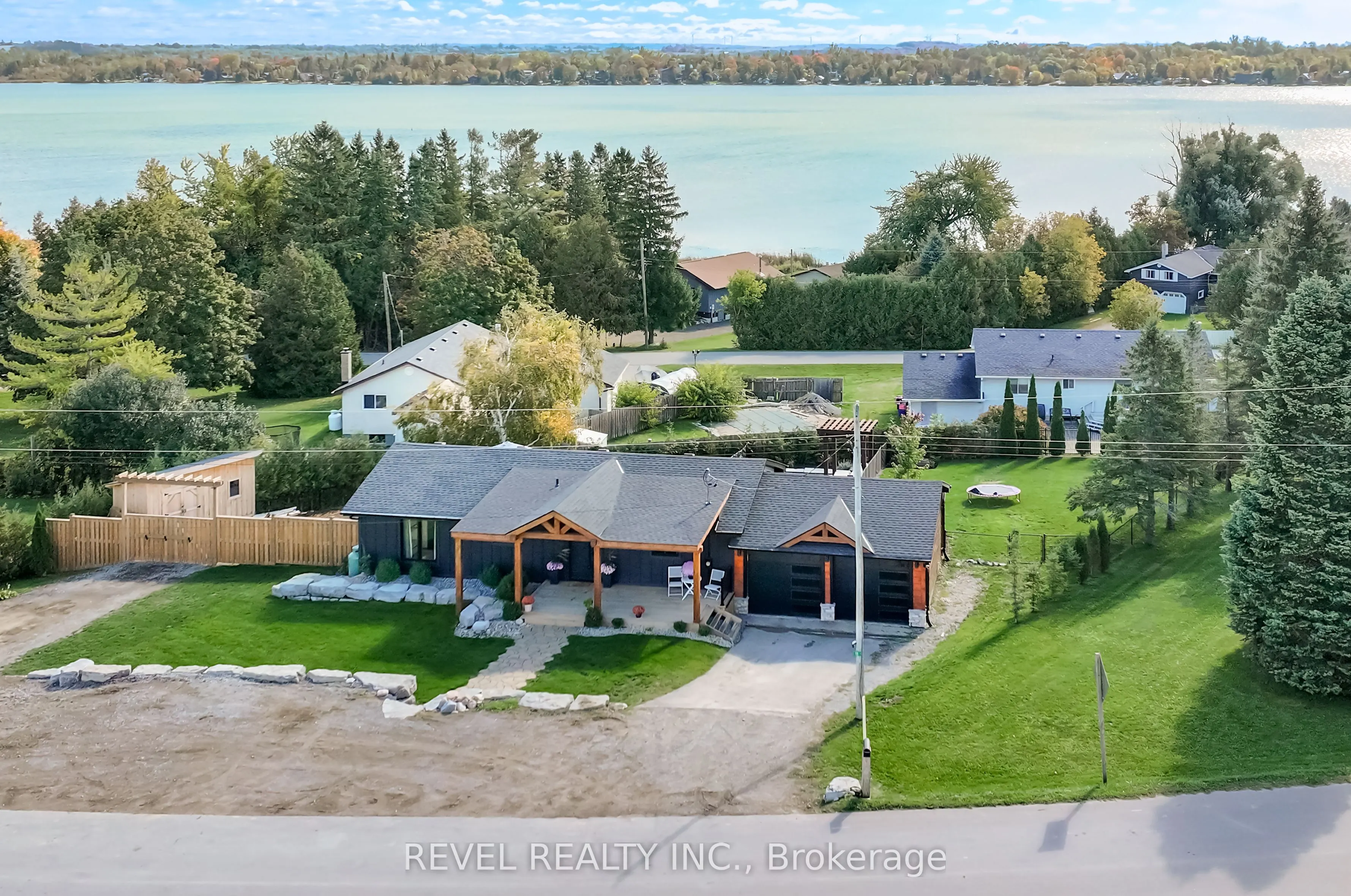 11 Marsh Creek Road