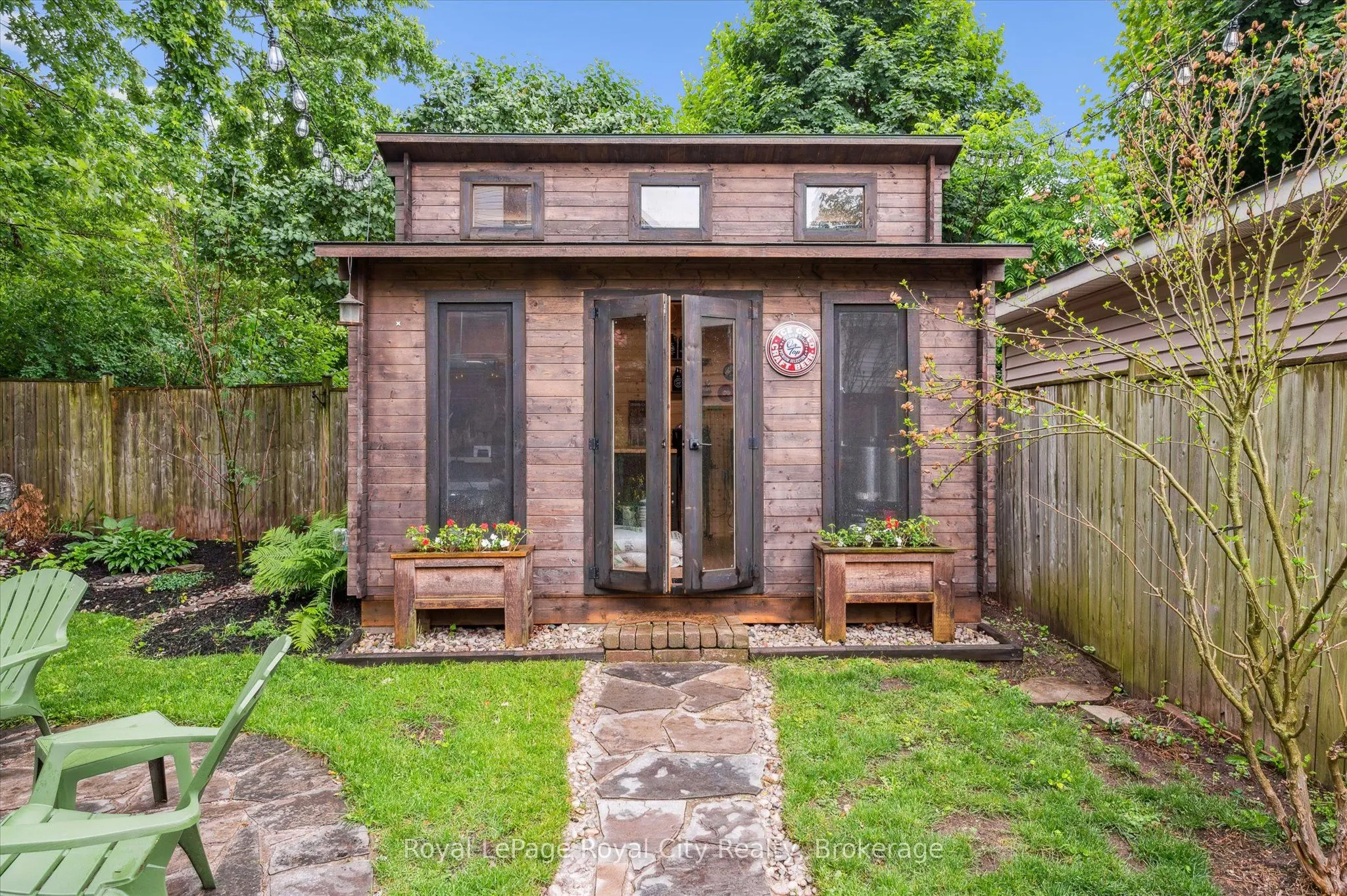 37 Brock Street