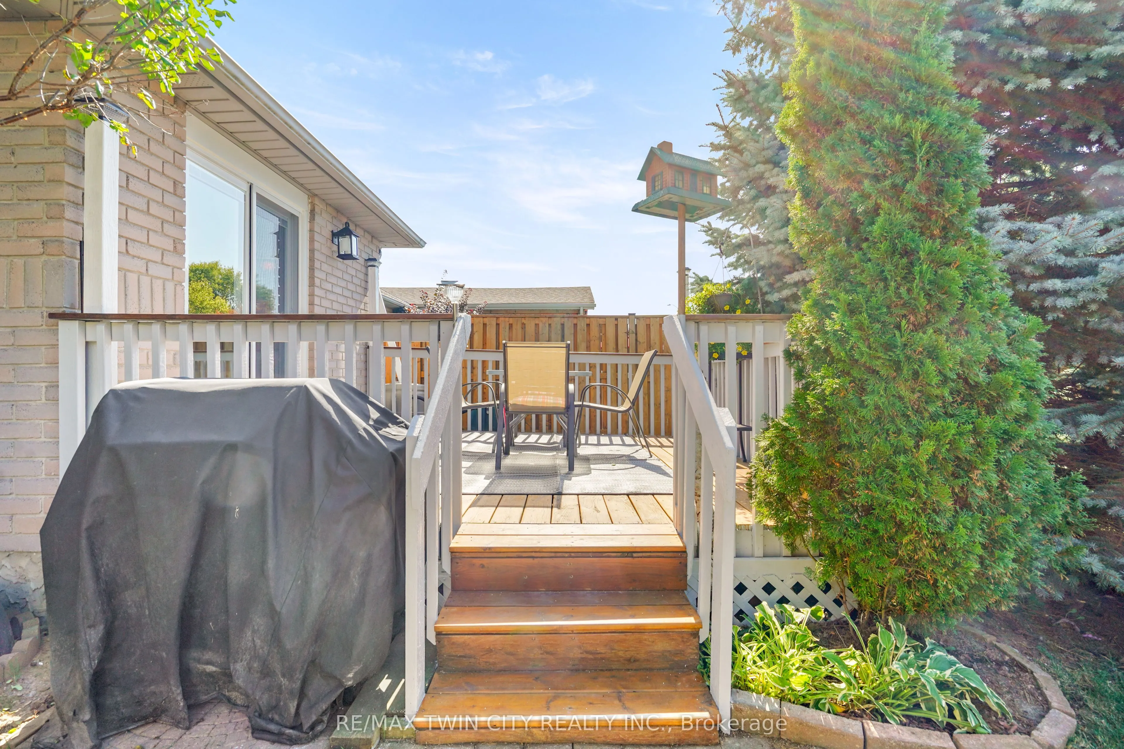 5 Anastasia Crescent